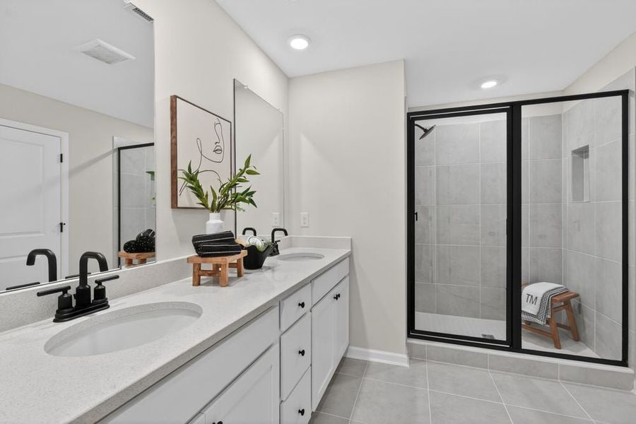 Furnished interior view inside a new home in Dreycott, Lawrenceville (Image 5).