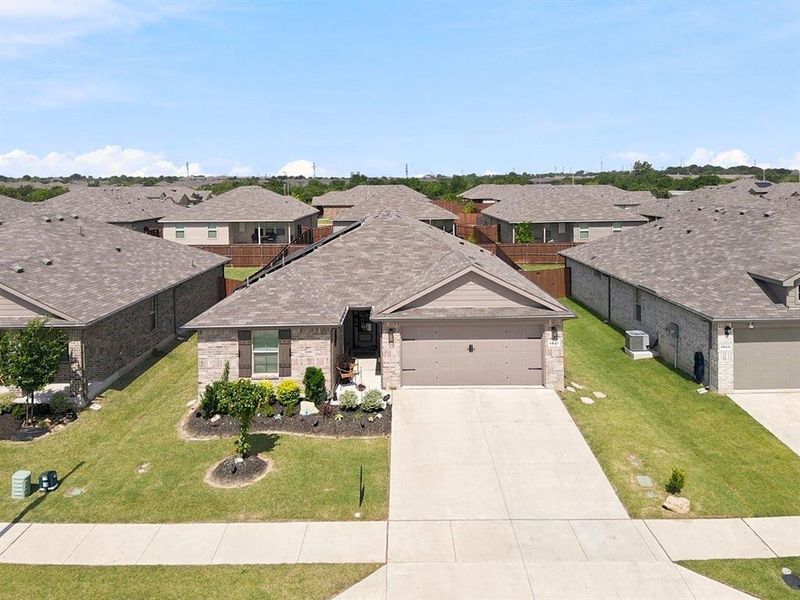 Front exterior of a new home in , Fort Worth, TX, highlighting curb appeal (Image 20). Front exterior of a new home in , Fort Worth, TX, highlighting curb appeal (Image 20).