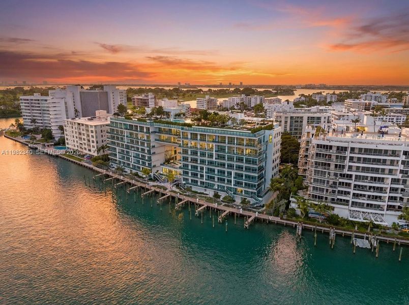 Condo located in Bay Harbor Islands, FL showcasing its design and architecture (Image 5).