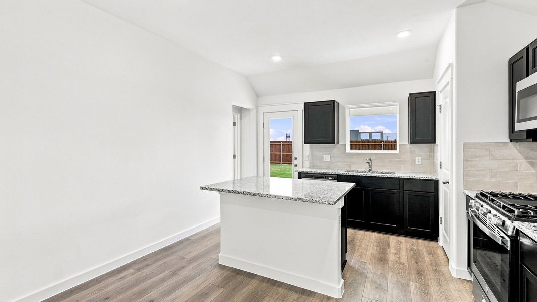Furnished interior view inside a new home in Walden Pond, Forney (Image 20).