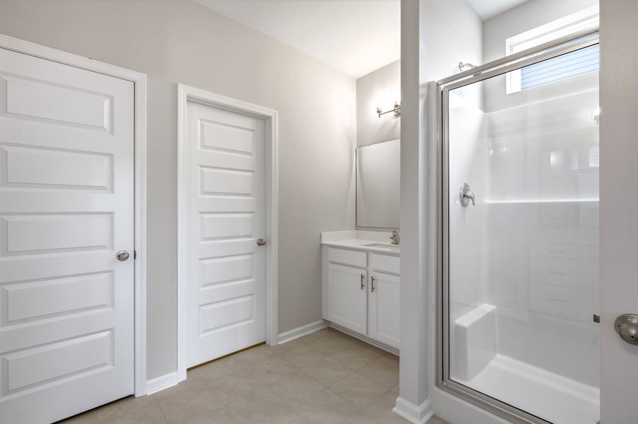 Furnished interior view inside a new home in Ambridge, Conway (Image 6).