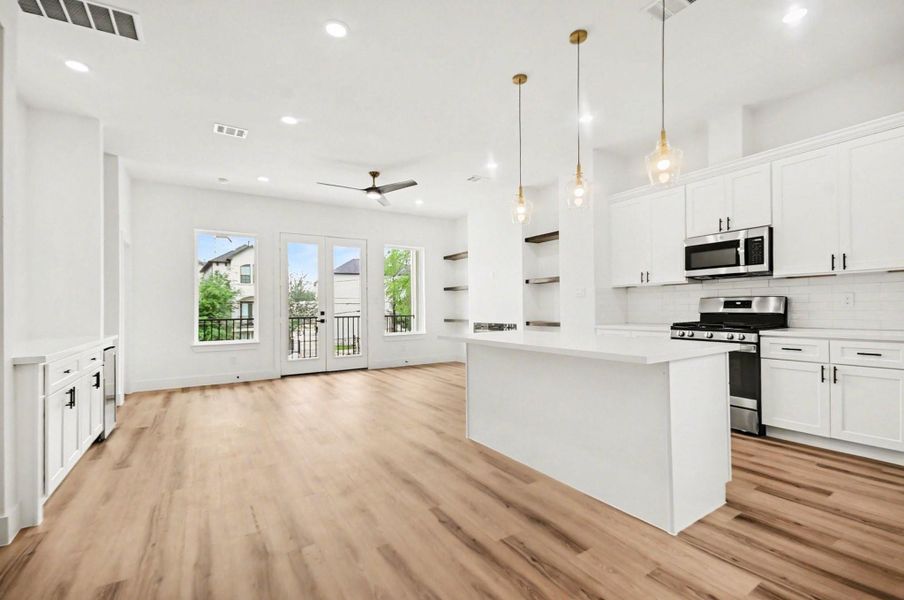 Image 38 of a home in .