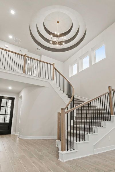 Representative image. Features, selections and colors may vary.