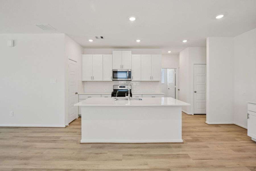 Furnished interior view inside a new home in Sundance Cove - Traditional Series, Crosby (Image 4).