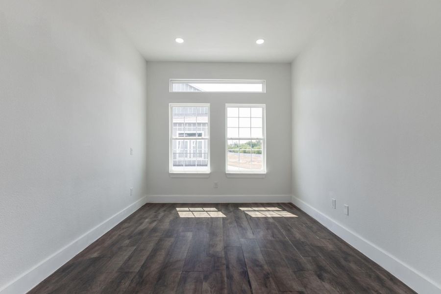 Spacious, unfurnished interior of a new home in , Spring (Image 18).