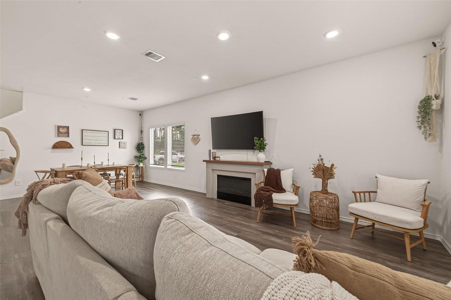 Furnished interior view inside a new home in Grand Pines, Magnolia (Image 11).
