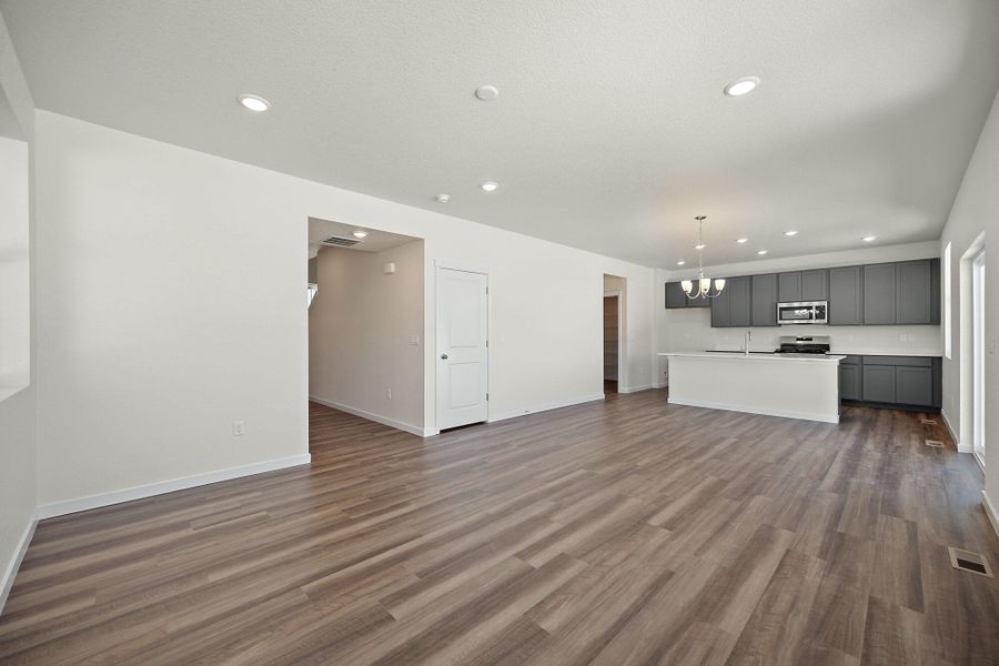 Spacious, unfurnished interior of a new home in Aspen Ranch, Fountain (Image 24).