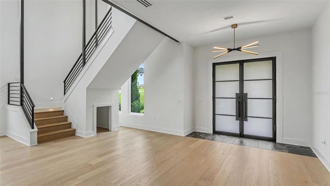 Spacious, unfurnished interior of a new home in , Lakeland (Image 41).