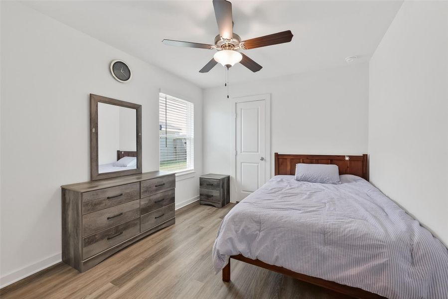 Furnished interior view inside a new home in Evergreen, Rosenberg (Image 36).