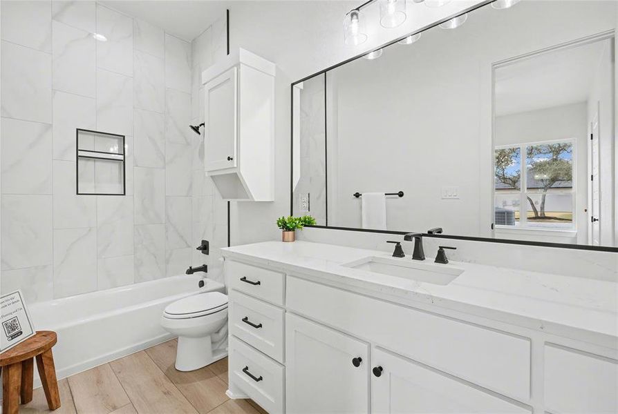 Furnished interior view inside a new home in , Temple (Image 29).