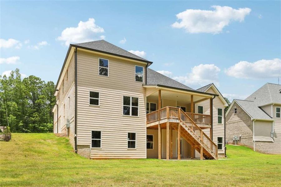 Exterior details and patio area of a home in Whitestone, Douglasville (Image 3).