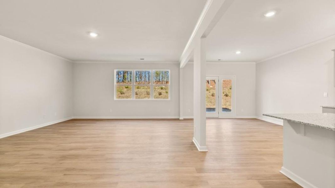 Spacious, unfurnished interior of a new home in South Wind, Union City (Image 11).
