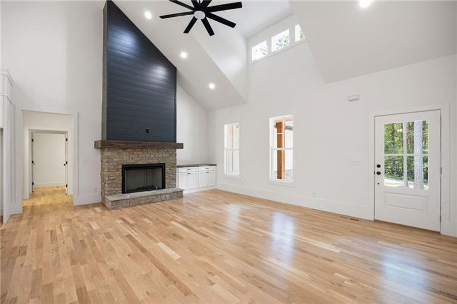 Spacious, unfurnished interior of a new home in , Cartersville (Image 32).