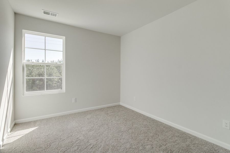 Spacious, unfurnished interior of a new home in Haynes Park, Columbia (Image 26).