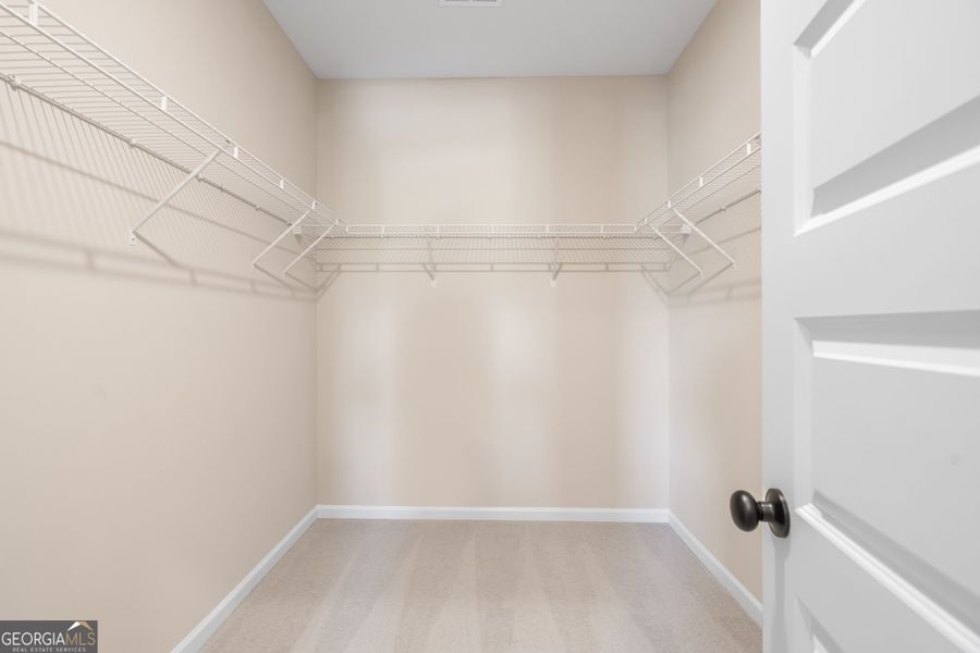 Spacious, unfurnished interior of a new home in Glendale Towns, Conyers (Image 18).