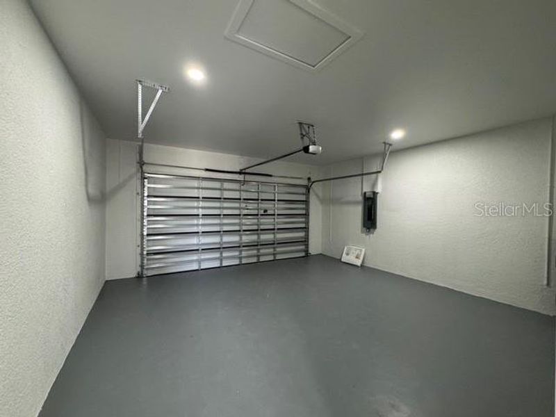 Spacious, unfurnished interior of a new home in , Cape Coral (Image 11). Spacious, unfurnished interior of a new home in , Cape Coral (Image 11).