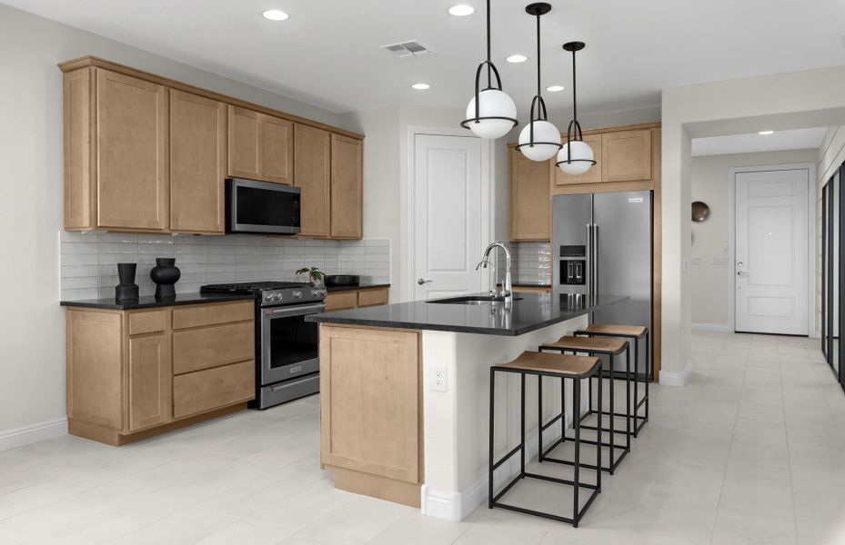 Representative furnished interior of a home built from the Hewitt II by Pulte Homes in Upper Canyon, Phoenix (Image 13). Representative furnished interior of a home built from the Hewitt II by Pulte Homes in Upper Canyon, Phoenix (Image 13).