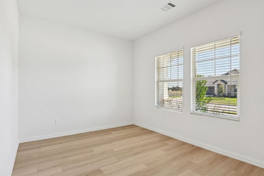 Photo is not of the actual home, but is an inspirational photo of builder’s model home and may depict options, furnishings, and/or decorator features that are not included.