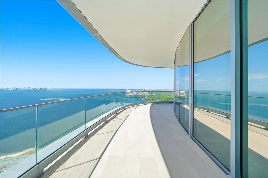 Condo located in Miami, FL showcasing its design and architecture (Image 25). Condo located in Miami, FL showcasing its design and architecture (Image 25).