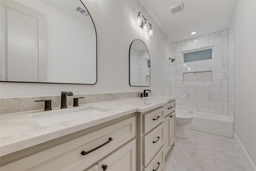 Furnished interior view inside a new home in , Ovilla (Image 5). Furnished interior view inside a new home in , Ovilla (Image 5).