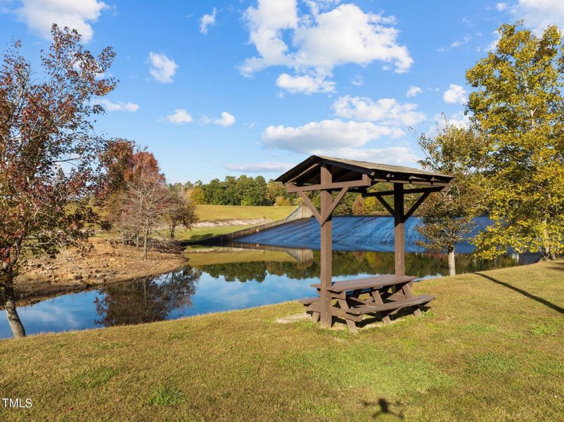 Dam Sitting Area