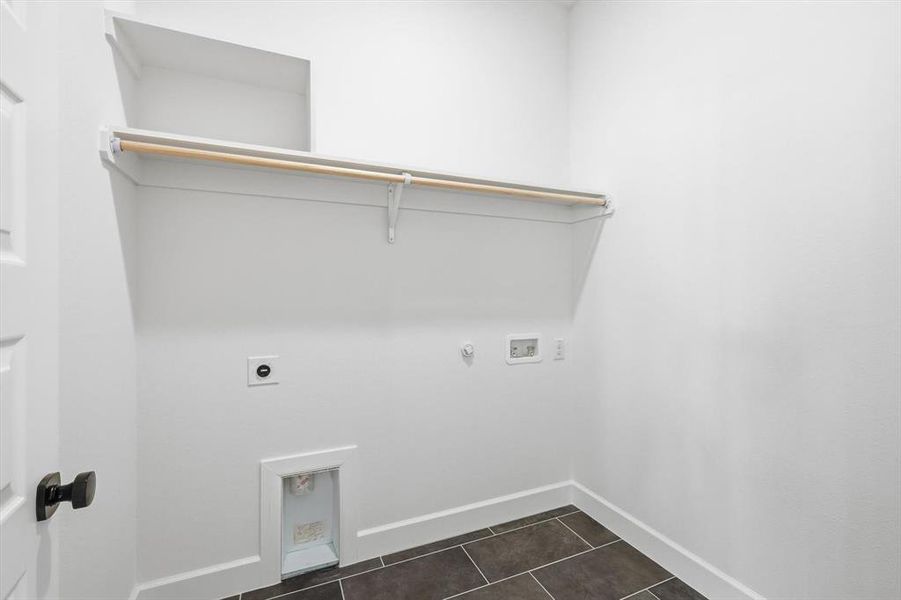 Spacious, unfurnished interior of a new home in , Haltom City (Image 16).