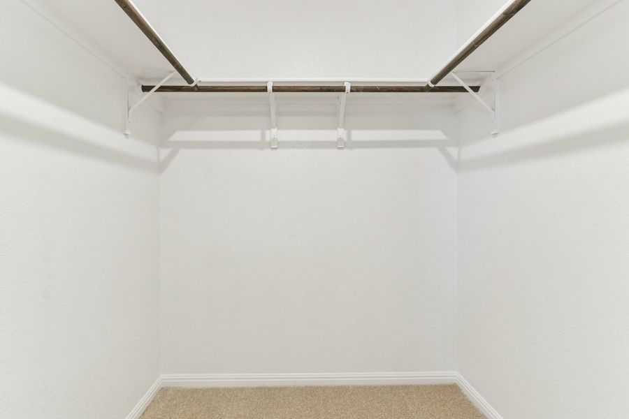 Spacious, unfurnished interior of a new home in Porter Country, Buda (Image 36). Spacious, unfurnished interior of a new home in Porter Country, Buda (Image 36).