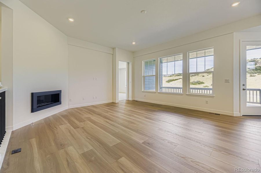 Spacious, unfurnished interior of a new home in Macanta: The Grand Collection, Castle Rock (Image 11). Spacious, unfurnished interior of a new home in Macanta: The Grand Collection, Castle Rock (Image 11).