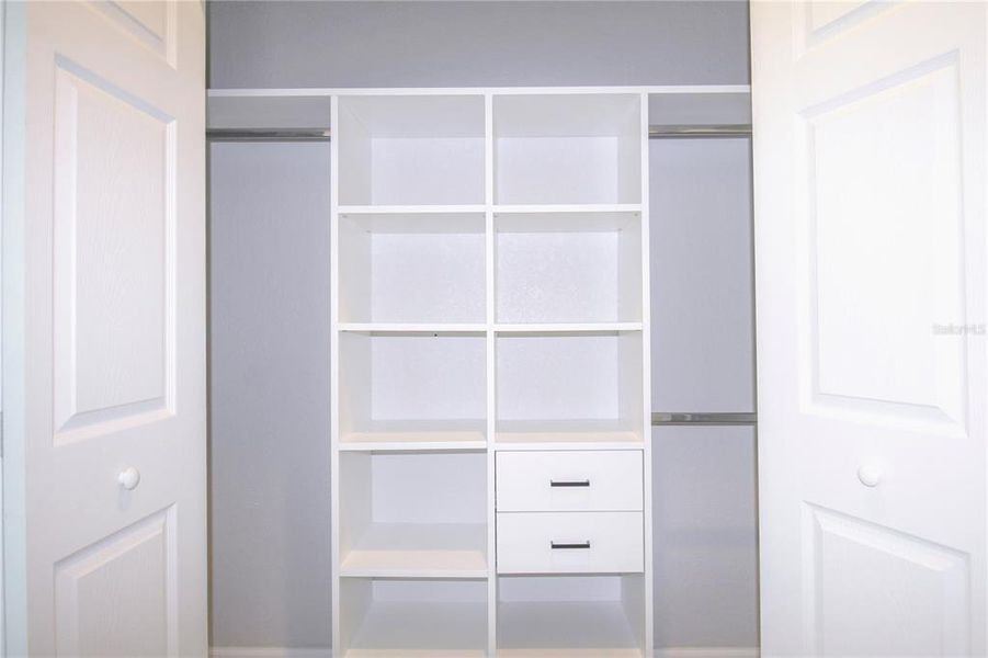 Close-up of interior finishes inside a home in , Sebring (Image 19).