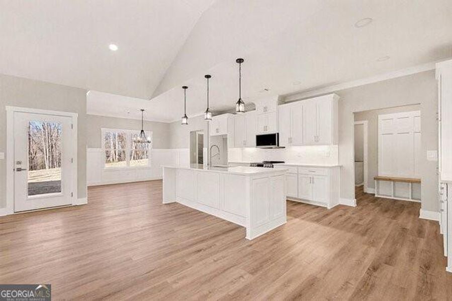 Furnished interior view inside a new home in , Clermont (Image 4).
