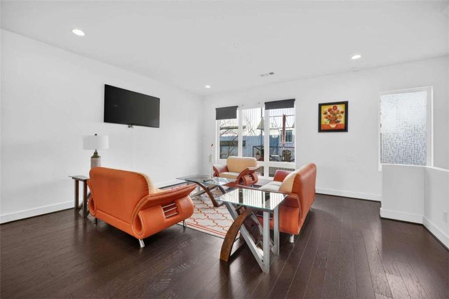 Furnished interior view inside a new home in , Atlanta (Image 15). Furnished interior view inside a new home in , Atlanta (Image 15).