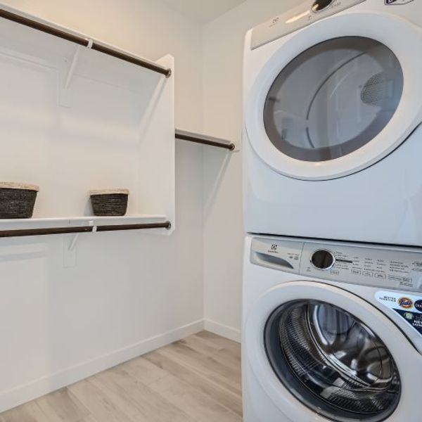 Latitude Next Gen walk in closet Latitude Next Gen walk in closet