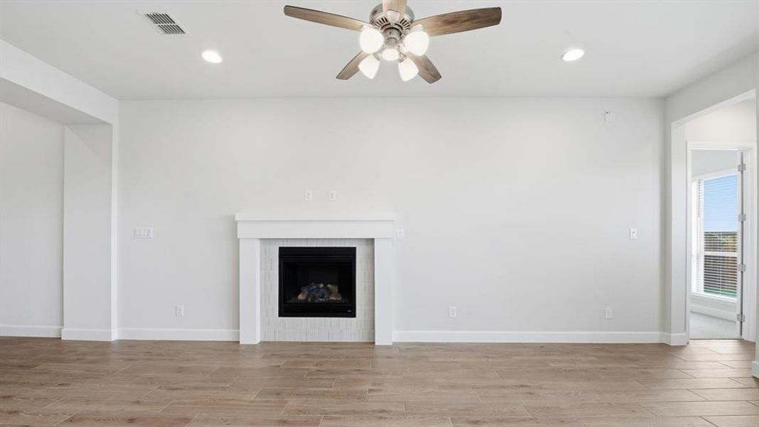 Spacious, unfurnished interior of a new home in Ventana, Fort Worth (Image 16). Spacious, unfurnished interior of a new home in Ventana, Fort Worth (Image 16).