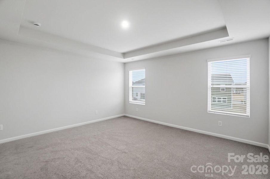 Spacious, unfurnished interior of a new home in Waxhaw Landing, Monroe (Image 32).