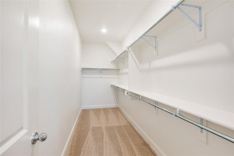 Spacious, unfurnished interior of a new home in , Royse City (Image 25).