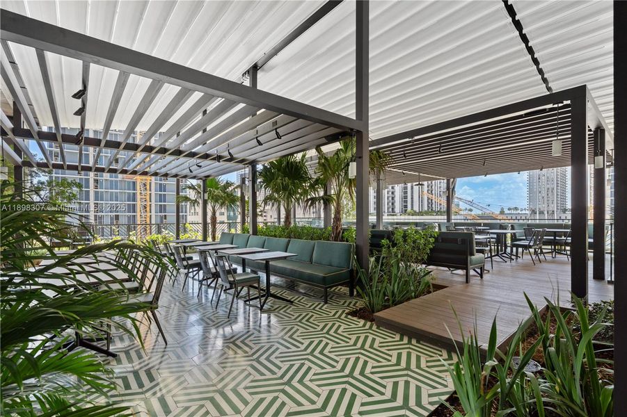 Community amenities in , Miami (Image 57).