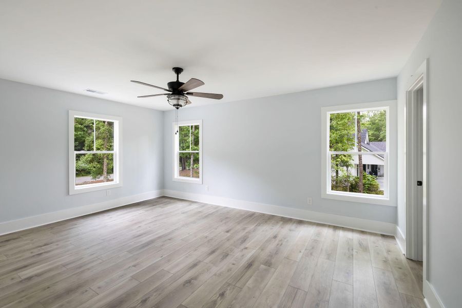 Spacious, unfurnished interior of a new home in , Johns Island (Image 27).