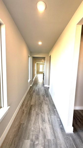 Spacious, unfurnished interior of a new home in Sorella, Tomball (Image 14).