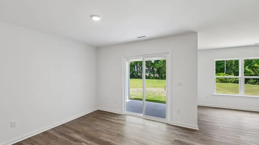 Spacious, unfurnished interior of a new home in Wilson's Ridge, Wilson's Mills (Image 15).