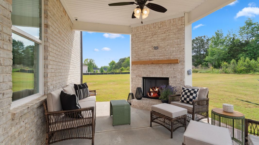 Representative furnished interior of a home built from the Meridian II by DRB Homes in Westwind Estates, Hampton (Image 23).