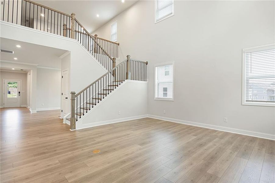Spacious, unfurnished interior of a new home in Hillside Manor, Powder Springs (Image 35). Spacious, unfurnished interior of a new home in Hillside Manor, Powder Springs (Image 35).