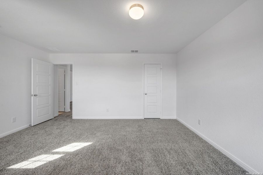 Spacious, unfurnished interior of a new home in Greenspoint Heights, Seguin (Image 44).