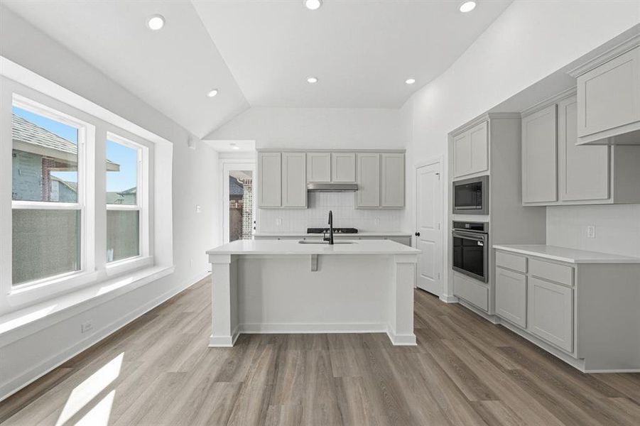 Furnished interior view inside a new home in Creekshaw, Royse City (Image 4).