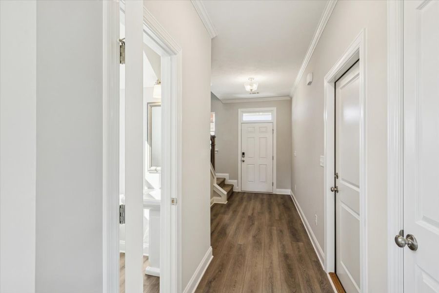 Spacious, unfurnished interior of a new home in Windsor, North Augusta (Image 16).