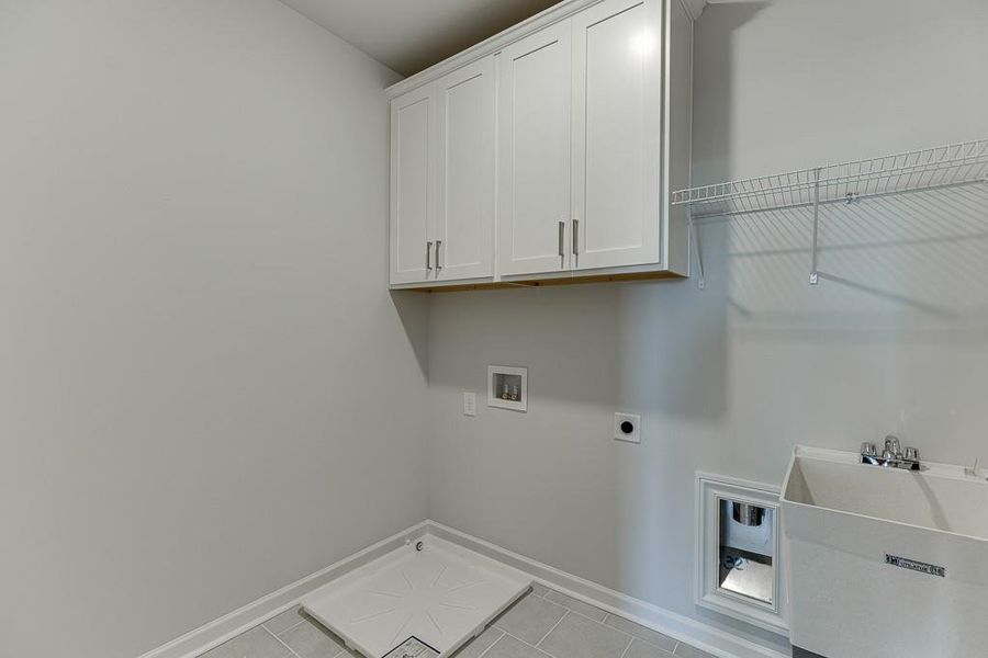 Spacious, unfurnished interior of a new home in , Buford (Image 35). Spacious, unfurnished interior of a new home in , Buford (Image 35).