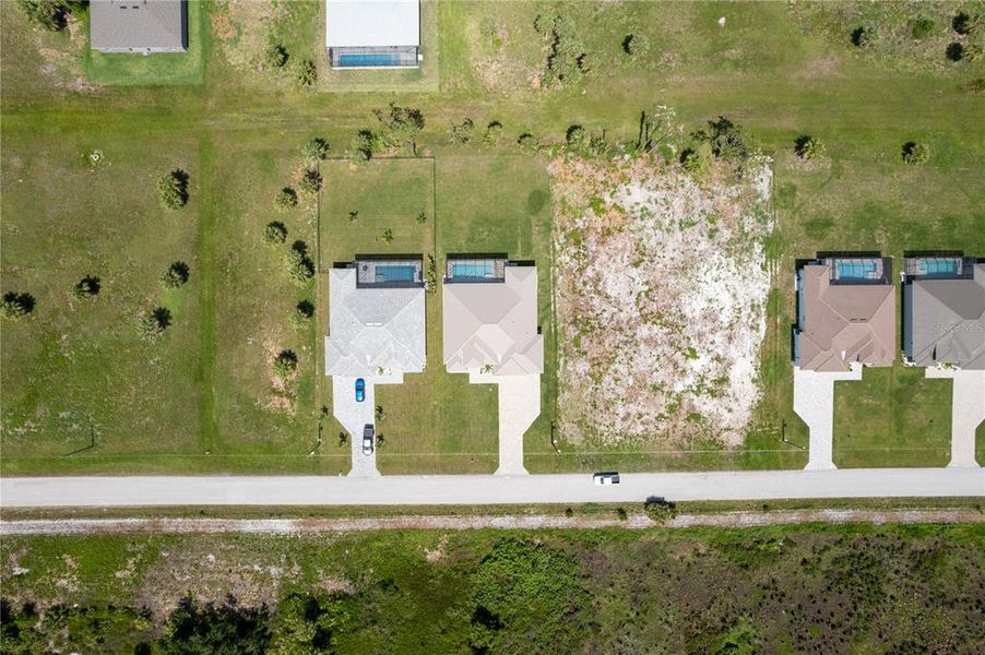 Site preparation for new homesites in , Rotonda West (Image 31).