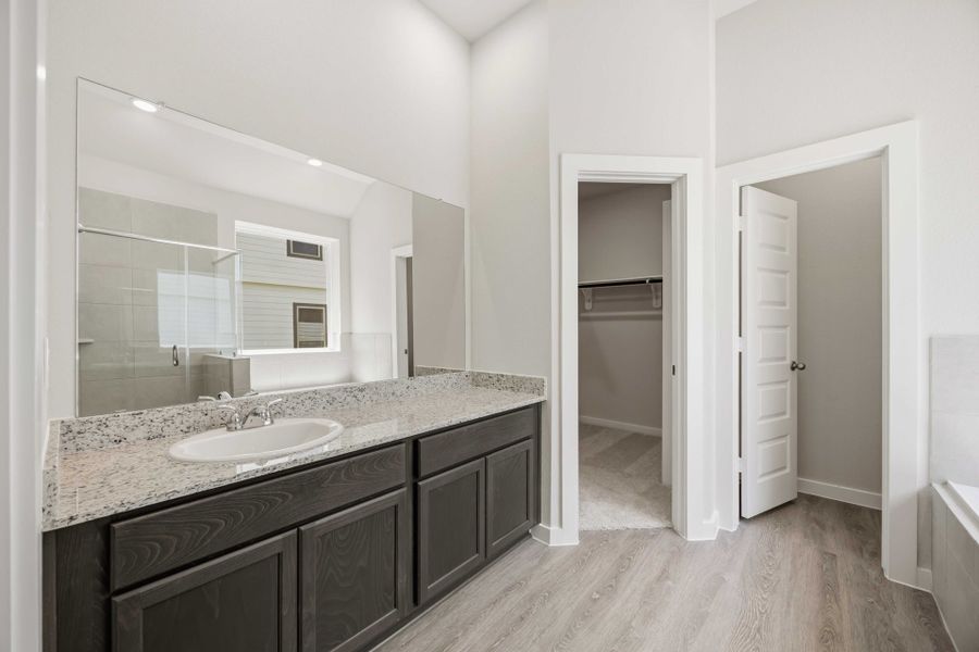 12239 Danza Dr - Juniper C - Primary Bathroom 12239 Danza Dr - Juniper C - Primary Bathroom