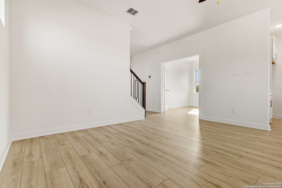 Spacious, unfurnished interior of a new home in Trilogy Grove, Leon Valley (Image 25). Spacious, unfurnished interior of a new home in Trilogy Grove, Leon Valley (Image 25).