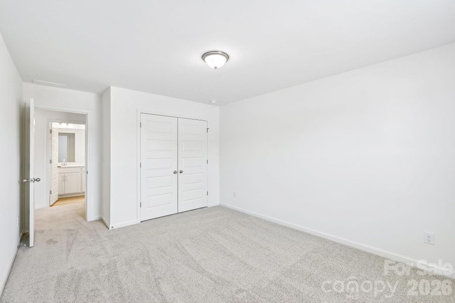 Spacious, unfurnished interior of a new home in Bella Vista Heritage, Denver (Image 41).