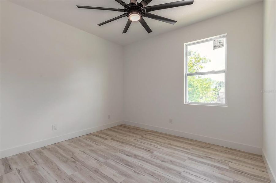 Spacious, unfurnished interior of a new home in , Daytona Beach (Image 26).